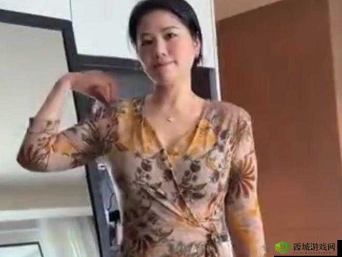 我女朋友的妈妈双字 ID5:温暖的守护