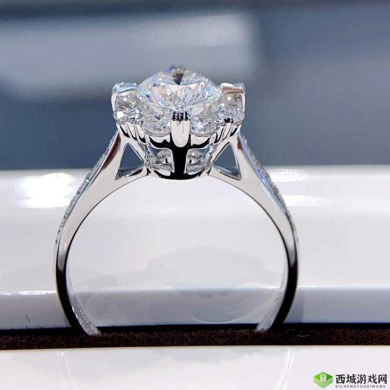 18K 金钻石戒指：璀璨光芒，永恒之选